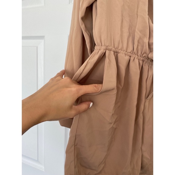 Missguided playsuit in size 6 - Picture 3 of 7